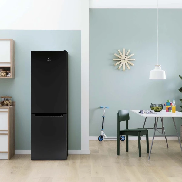Soyuducu Indesit DS 318 B